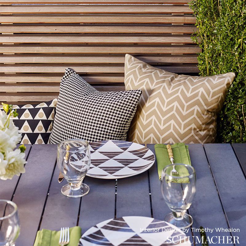 Chevron | Sand