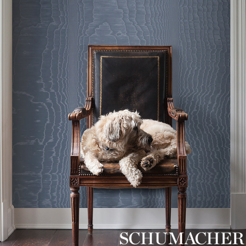 Moire wallcovering | Fawn