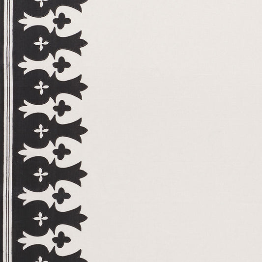 Bergama | Carbon & ivory