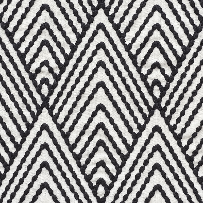 Avila embroidery | Black